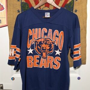 Vintage 80s *SINGLE STITCH* CHICAGO BEARS Varsity Shirt (M)